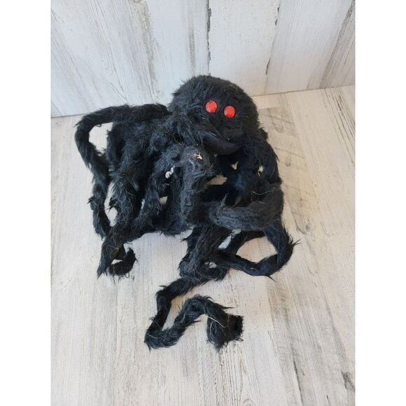 Large fuzzy black red eye tarantula Halloween prop scary spider - Picture 1 of 6